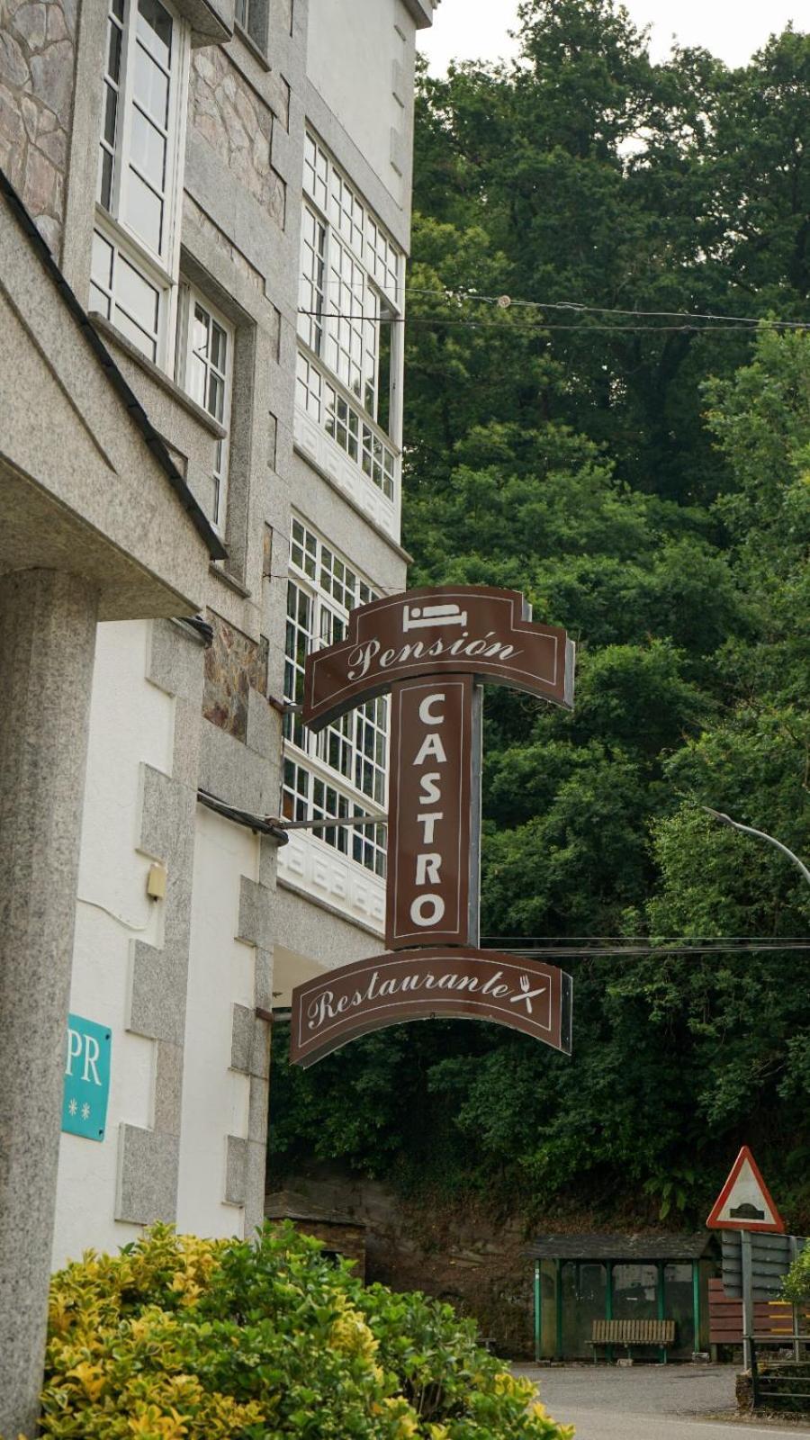 Pension Castro Parrillada Samos Buitenkant foto